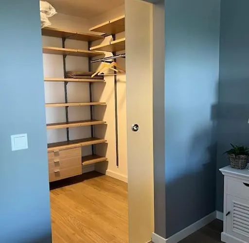 Airport-messe Luxuswohnung, Circa 10 Minuten Entfernt 4