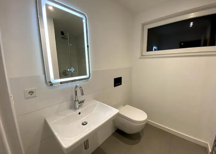 Airport-messe Luxuswohnung, Circa 10 Minuten Entfernt 4 Lejlighed *